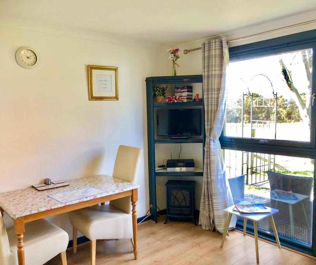 Kilcoy Chalets Muir of Ord Exteriör bild