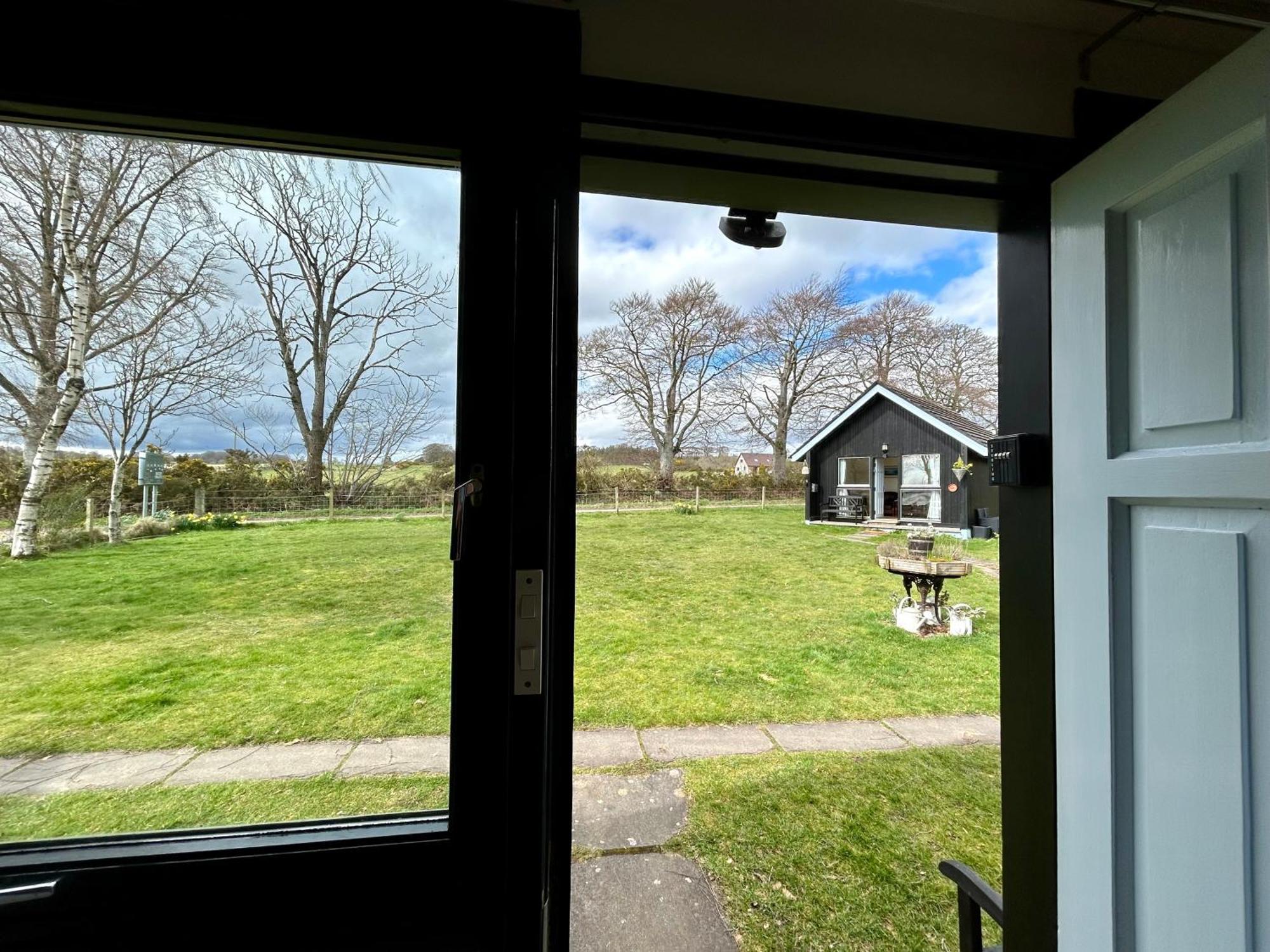 Kilcoy Chalets Muir of Ord Exteriör bild